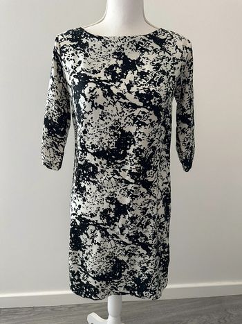 Robe mouchetée marbre noire et blanche Éprise T36 S
