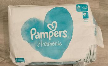 Lot de 2 paquets entamés de Pants Pampers harmonie taille 6