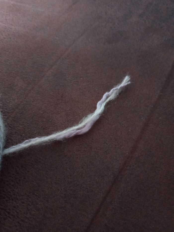 Lot de 6 Pelotes Fantaisies Tons Mauves et Blancs (365g) - photo numéro 4