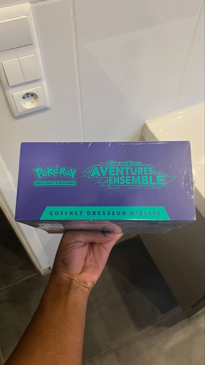 ETB EV09 Aventures ensemble Pokémon