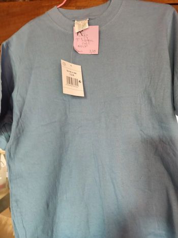 tee shirt neuf 12 ans