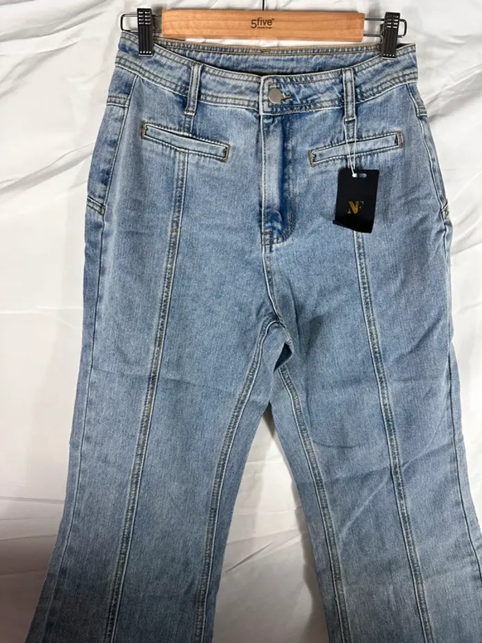 Jean SHEIN – Original & neuf avec étoiles rouges à l’arrière, pour un look audacieux