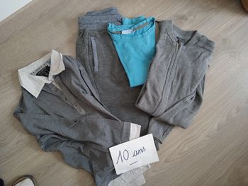 Lot de vêtements garçon 10 ans