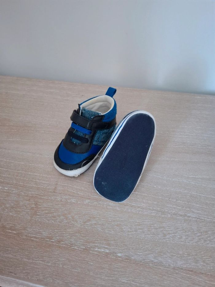 Chaussure bébé - photo numéro 2