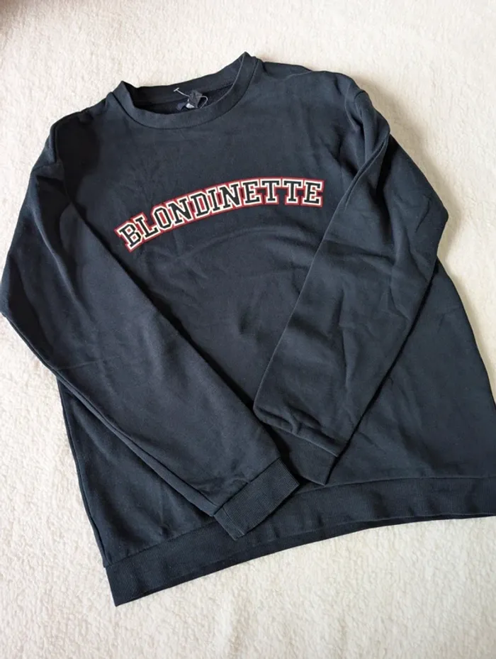 💙 Sweat Blondinette Kiabi – M - photo numéro 2