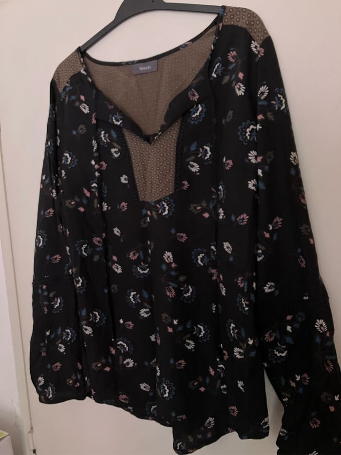Blouse fluide Yessica (C&A) Taille 1 (4€) - photo numéro 2