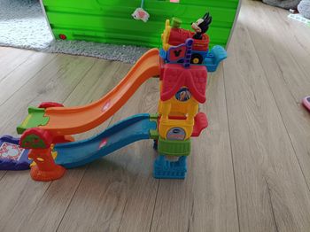 La maison toboggan magique de Mickey