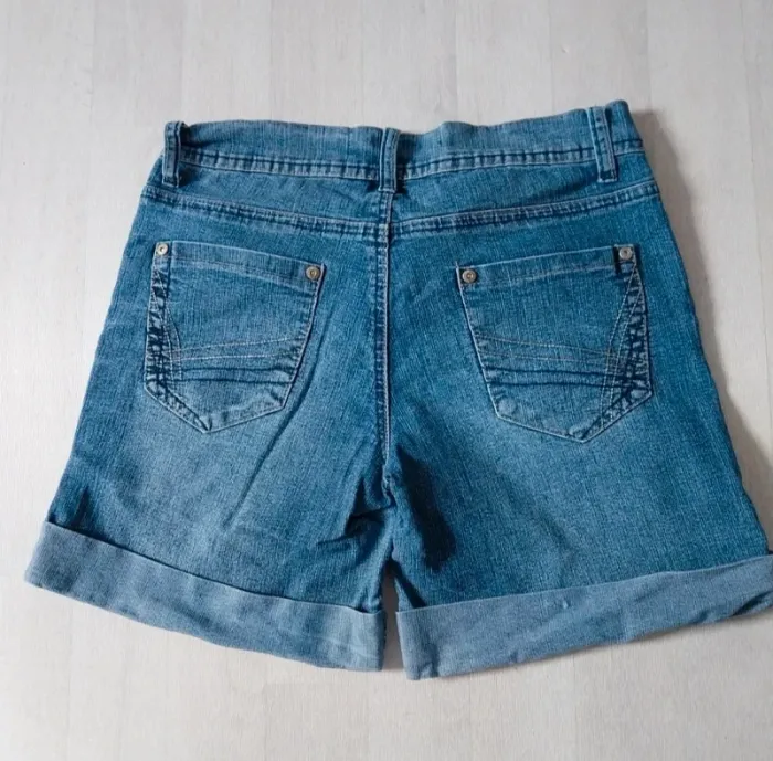 Joli short en jean femme T38 Mim - photo numéro 2