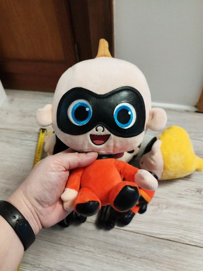 Peluche famille indestructible Pixar - photo numéro 11