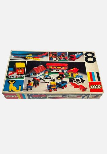 Vintage Lego 8 Basic set