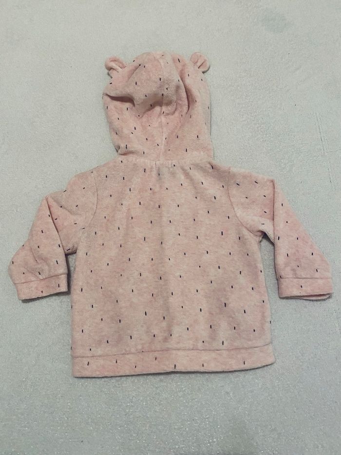Gilet à capuche fille 6 mois – Kiabi – Rose doux avec motif mignon – Très bon état - photo numéro 5