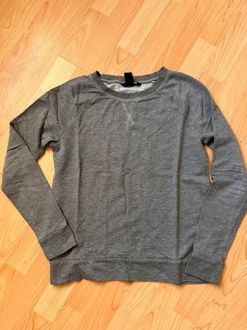 Pull gris