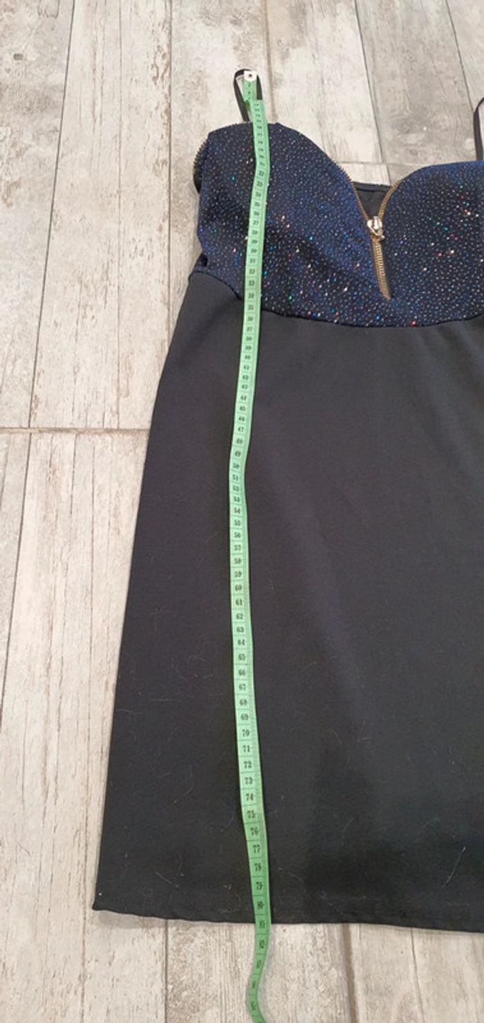 Très belle robe sexy  taille 36 en très bon état 👌 - photo numéro 4