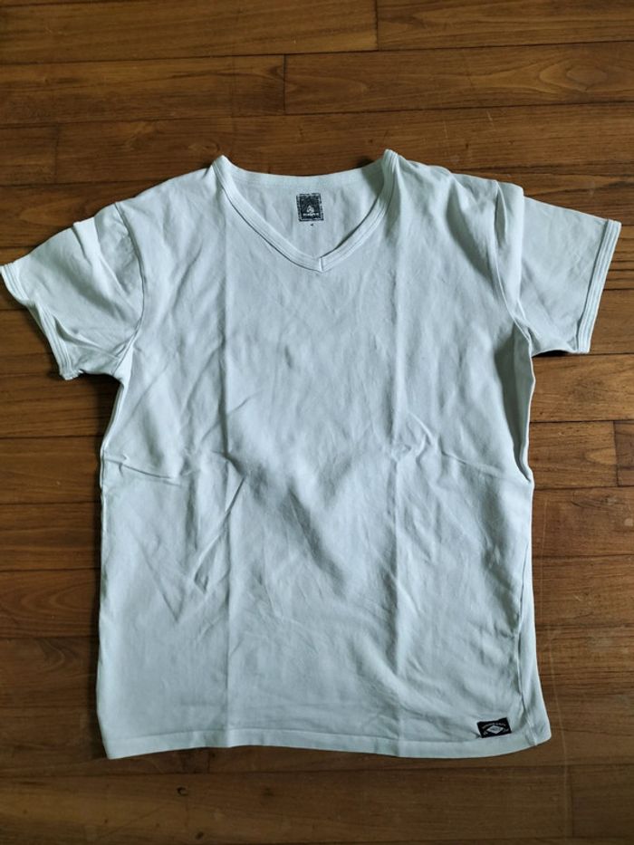 Tee-shirt manches courtes col V garçon taille S