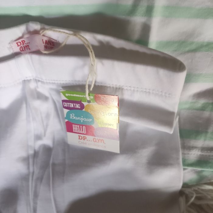 Ensemble fille tee shirt 4 ans  Very Baudet &  legging 5 ans D - photo numéro 4