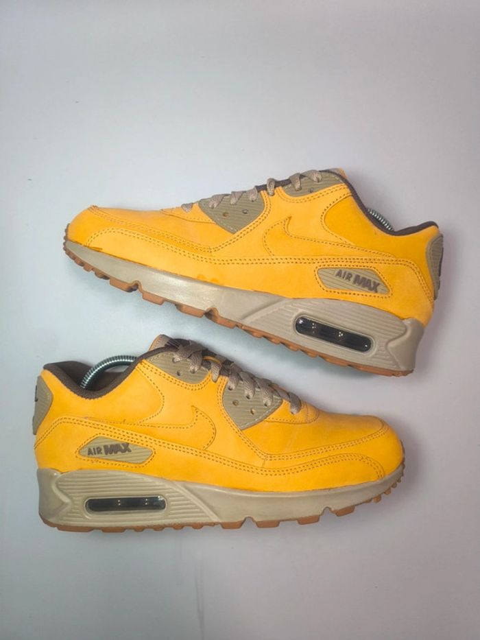 Baskets Nike air max 90 wheat pack marron pointure 39 très bon état sans boîte - photo numéro 2