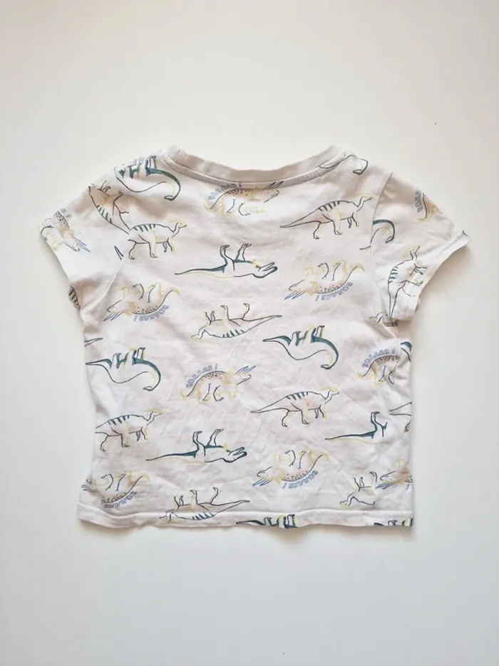 Kiabi - Pyjama deux pièces, tee-shirt manches courtes + short - Dinosaures (3 ans) - photo numéro 3