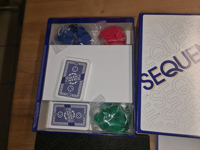 Comme neuf jeu de société Séquence des éditions Goliath - photo numéro 2
