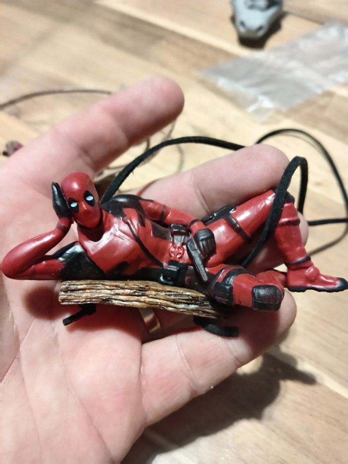 Lot de 2 Deadpool sur balançoire - photo numéro 4