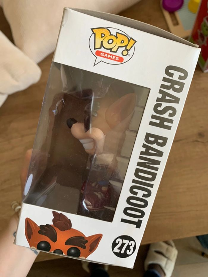 Figurine Pop Crash bandicoot 273 glow in the dark parfait état - photo numéro 4