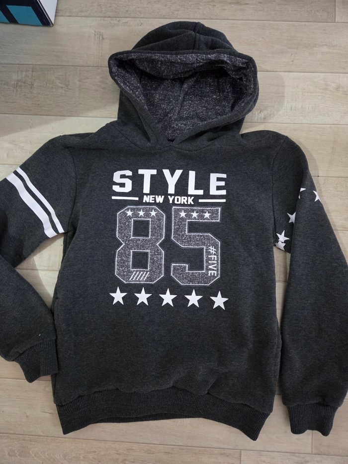 Sweat a capuche
