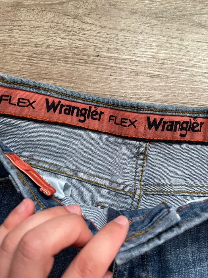Jeans regular Wrangler flex - Taille 36 - photo numéro 6