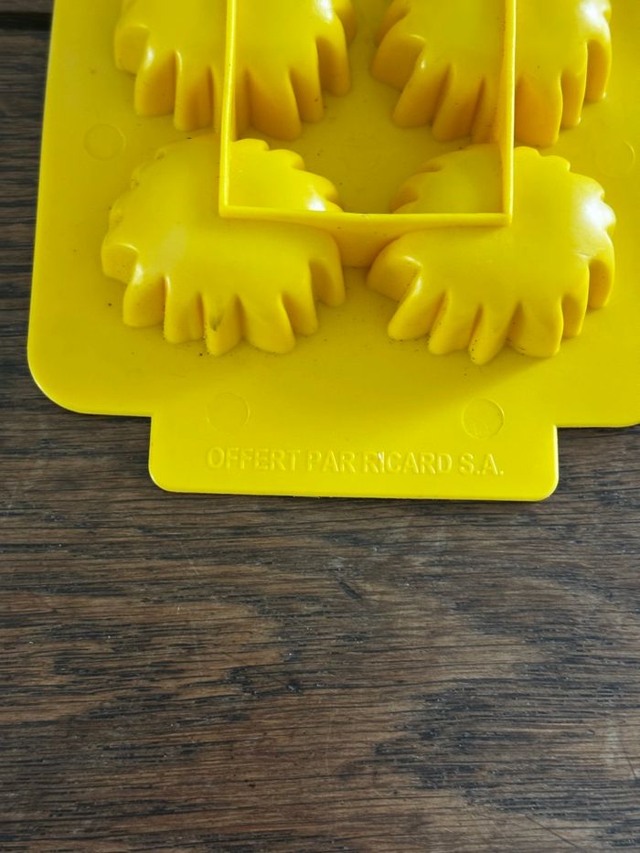 Moule à glaçons en plastique Ricard - photo numéro 2