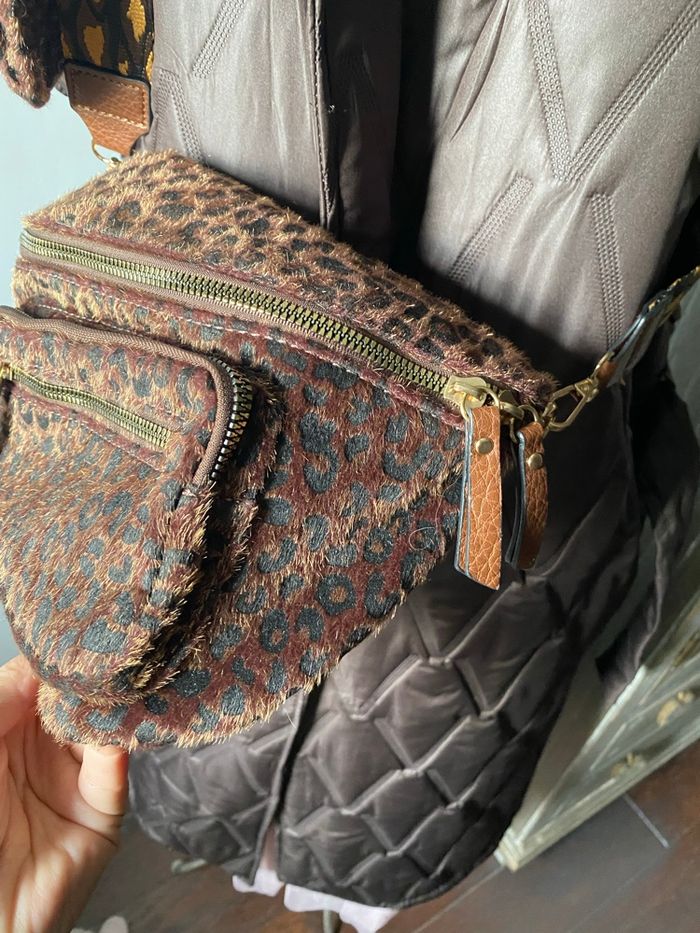 Banane léopard neuve - photo numéro 6