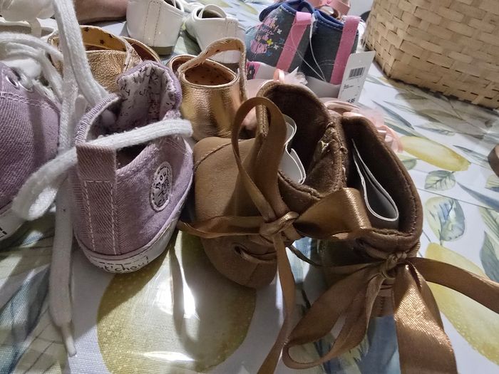 Lot de chaussures fille naissance jusqu'à 12 mois - photo numéro 9