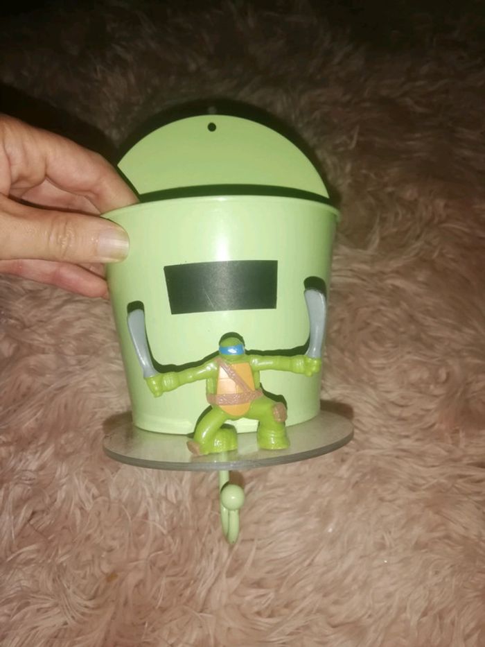 Pot à crayon tortue ninja à suspendre