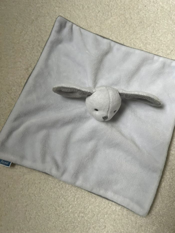 Doudou plat lapin Jacadi