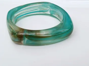 Bracelet résine vert marbré vintage forme carrée