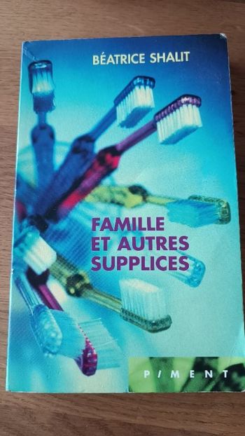 Livre roman Famille et autres supplices