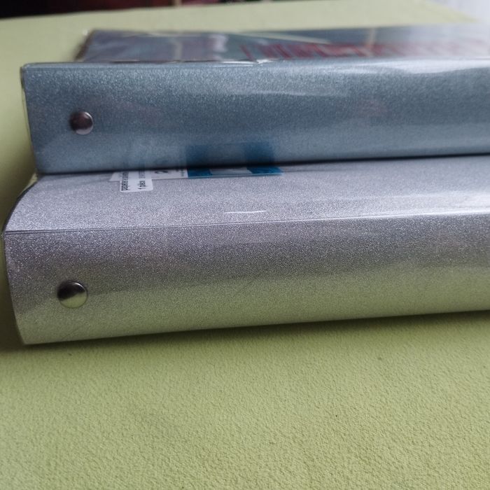 Classeur A4 souple 4 anneaux Neuf - photo numéro 3