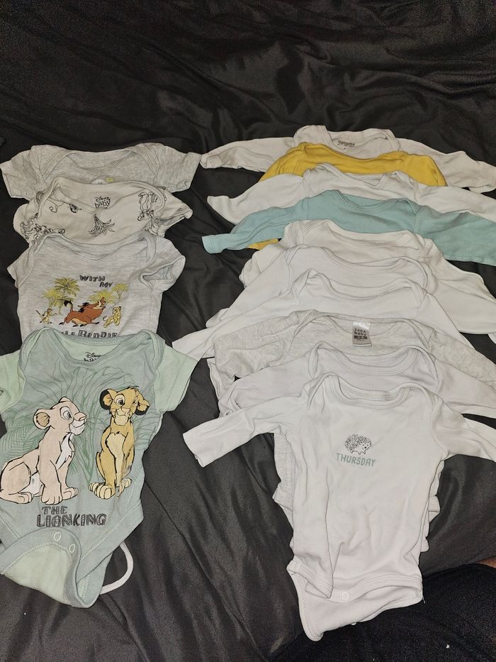 Lot de bodys 3 mois