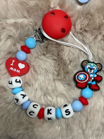 Attache tétine nounours