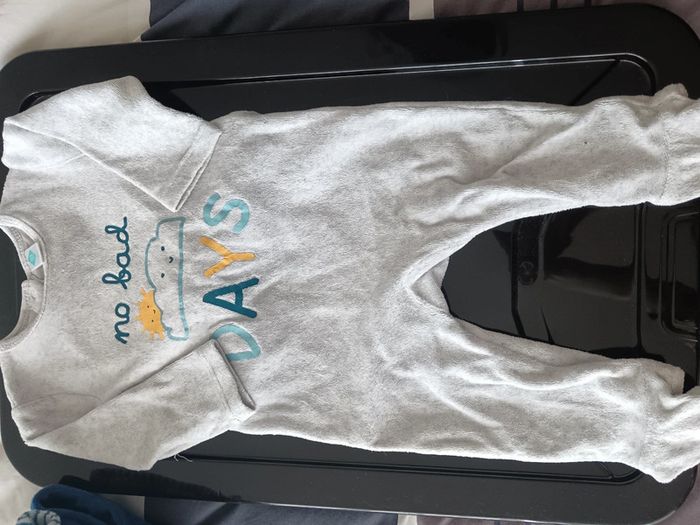 Lot de 4 pyjamas en 6 mois - photo numéro 5