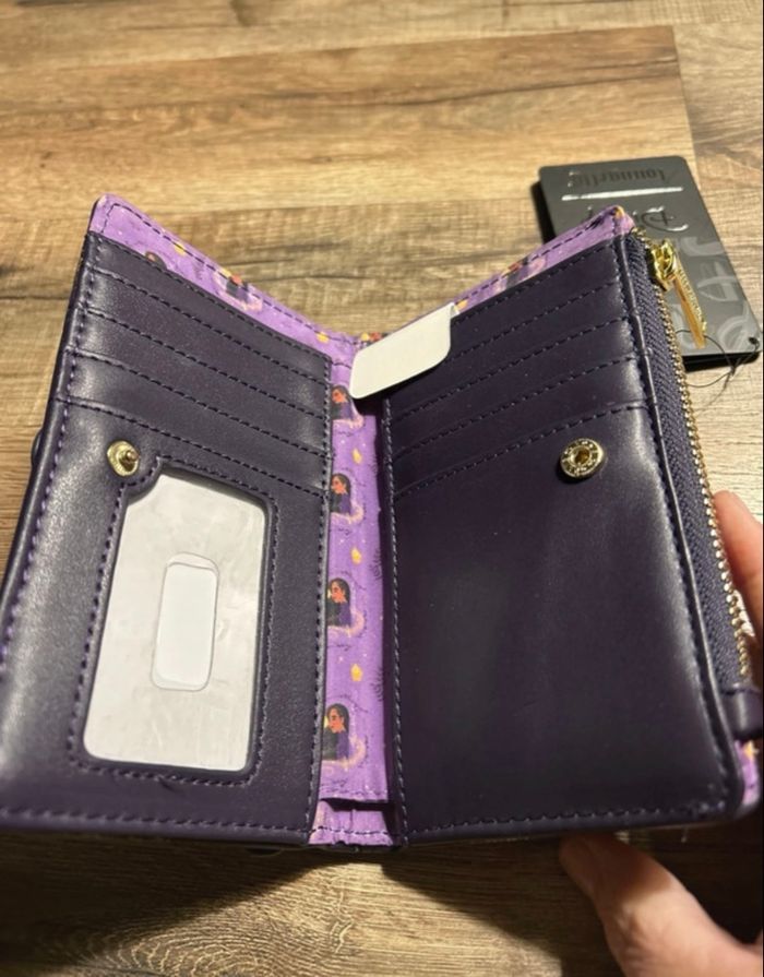 Porte-feuille wich Loungefly Disney - photo numéro 3