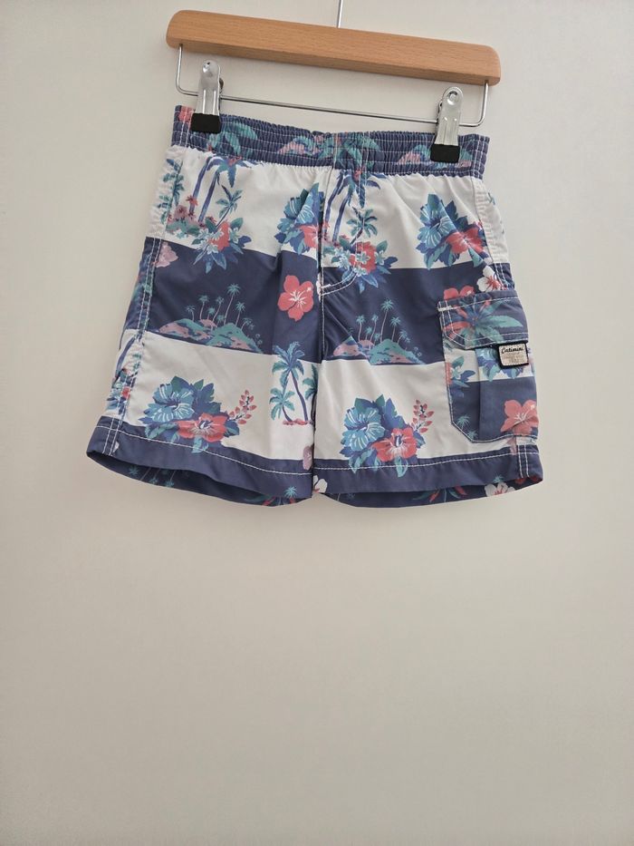 Short Catimini en 4 ans - photo numéro 1