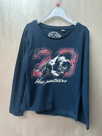 T-shirt manche longue bleu marine 6 ans