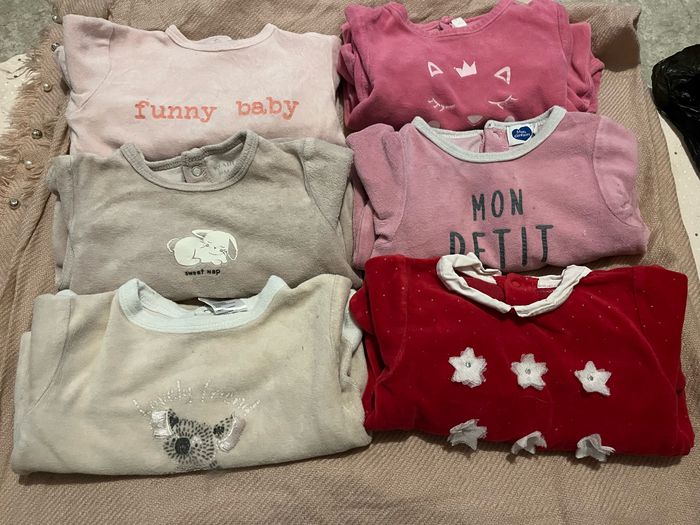 Lot de pyjamas