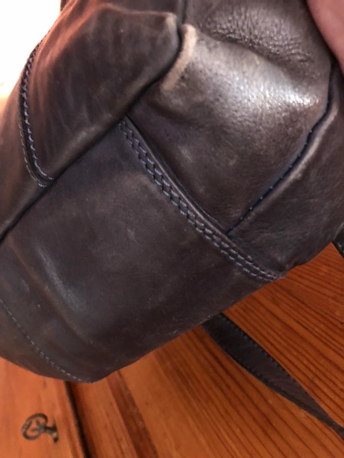 Sac bleu nuit en cuir - photo numéro 11