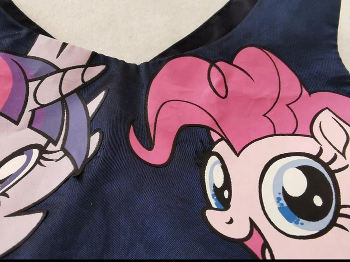 Magnifique robe 👸 tulle et sequins, little poney, H&M, 6ans - photo numéro 14