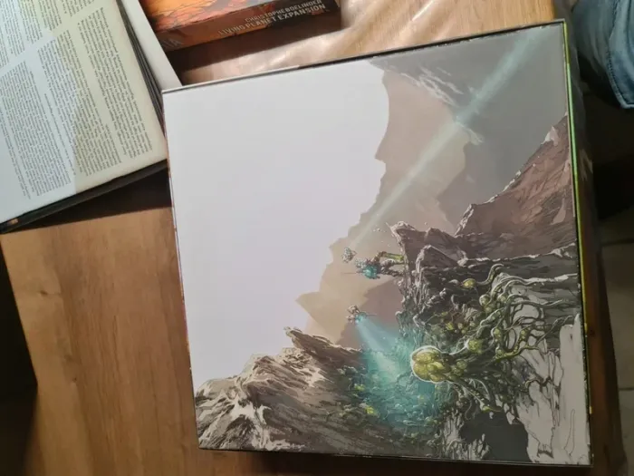 Comme neuf jeu de société Living Planet Deluxe Édition des éditions Ludically, - photo numéro 7