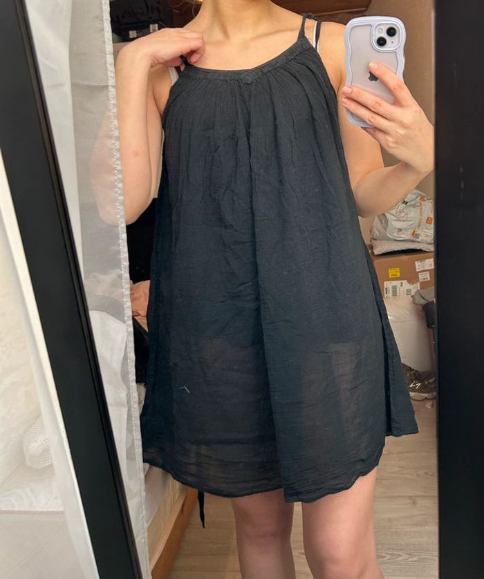 Robe noir - photo numéro 2