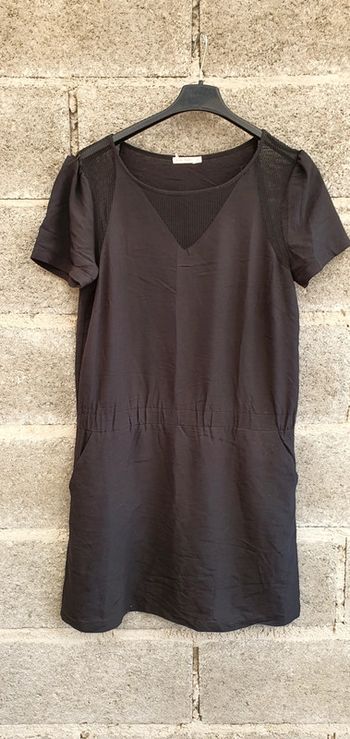 Très belle robe de chez orfeo negro taille 38 en excellent état 👌