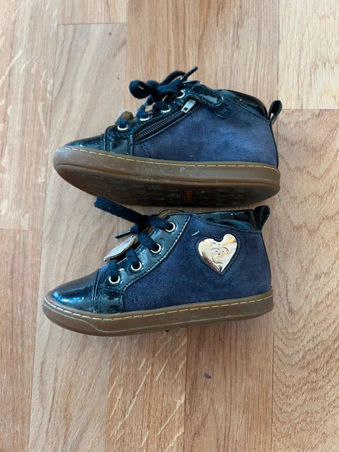 Chaussures fille cœur taille 24 shoo pom - photo numéro 3