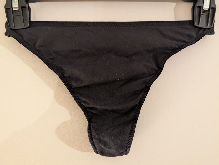 String Etam noir coton