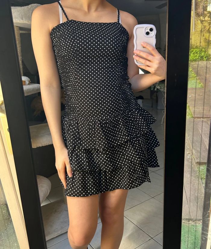 Robe noir - photo numéro 3