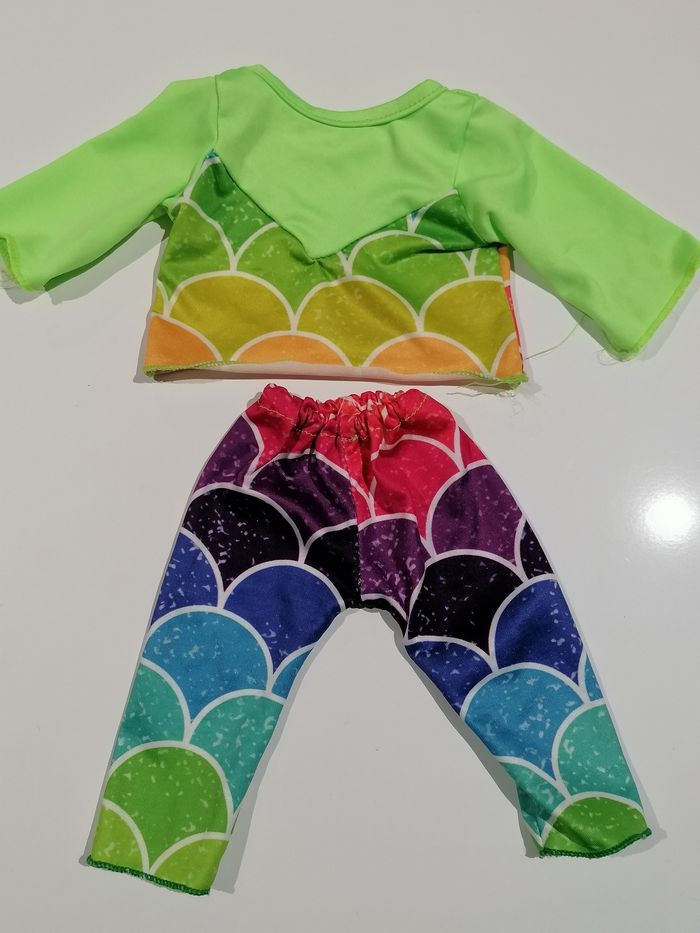 Ensemble poupon poupée👶